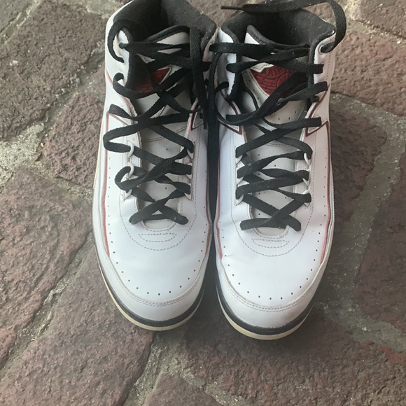 Air Jordan - Picture 3 of 4